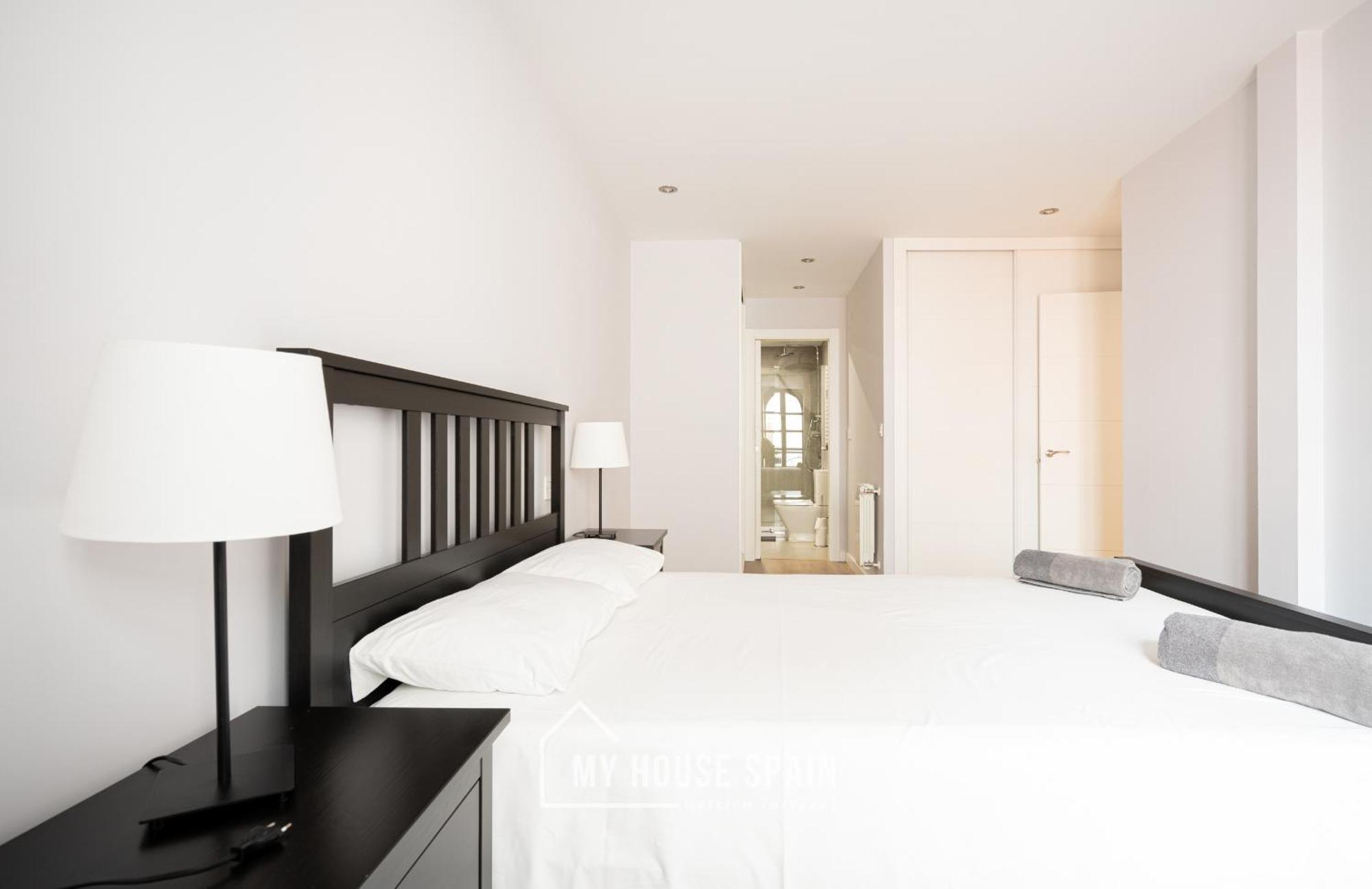 Myhousespain - Nuevo Apartamento En El Centro 希洪 外观 照片